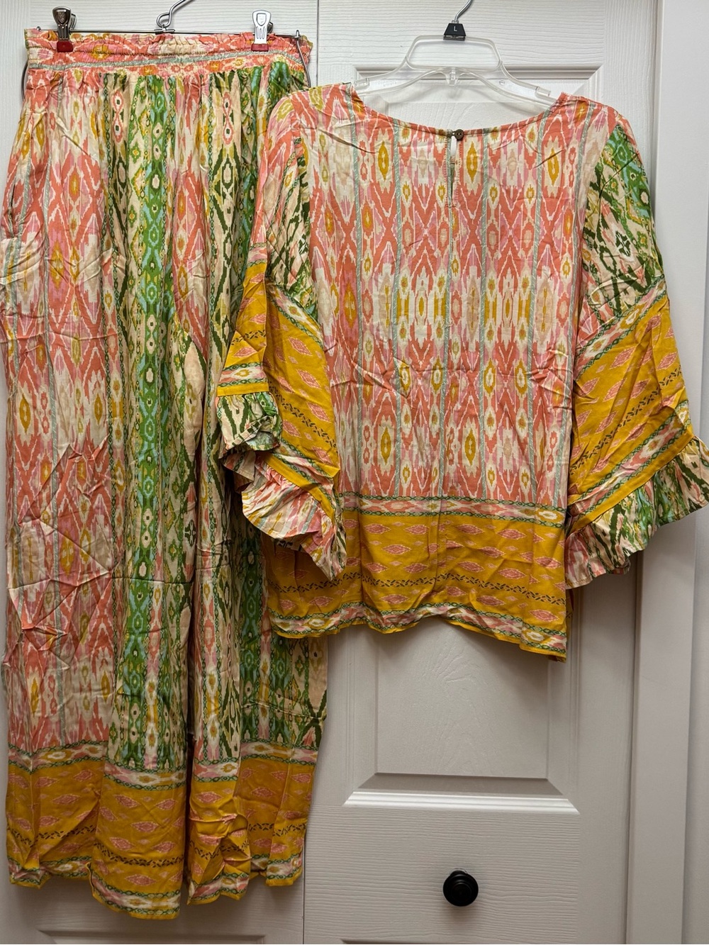 Easel Pink, Yellow & Green Ikat Wide-Leg Pants Set Medium NWT - Picture 3 of 6